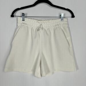 Lululemon Softstreme High-Rise Short in White Opal